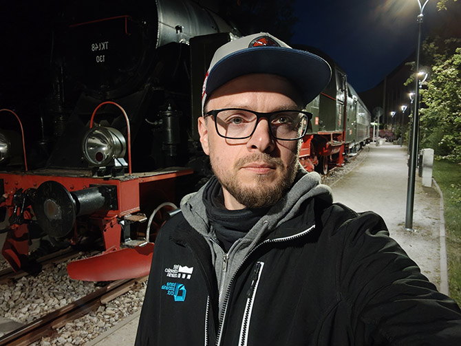 Porównanie jakości aparatów w smartfonach Samsung Galaxy S25 Ultra i Xiaomi 15 Ultra. Sprawdź, który robi lepsze zdjęcia i filmy [nc1]