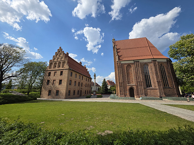 Porównanie jakości aparatów w smartfonach Samsung Galaxy S25 Ultra i Xiaomi 15 Ultra. Sprawdź, który robi lepsze zdjęcia i filmy [nc1]
