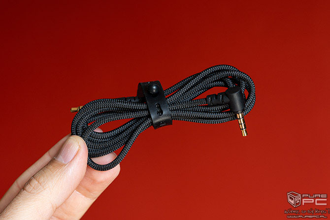 Recenzja Razer Kraken V4 Pro. Trzy rodzaje łączności, stacja z wyświetlaczem OLED, haptyka i mnóstwo innych funkcji [nc1]
