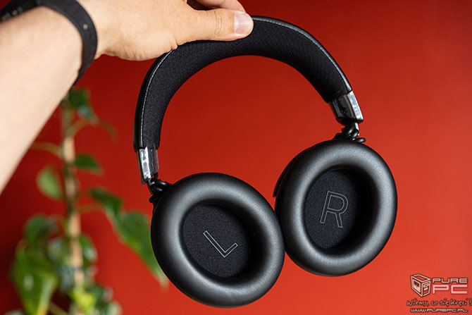Recenzja Razer Kraken V4 Pro. Trzy rodzaje łączności, stacja z wyświetlaczem OLED, haptyka i mnóstwo innych funkcji [nc1]