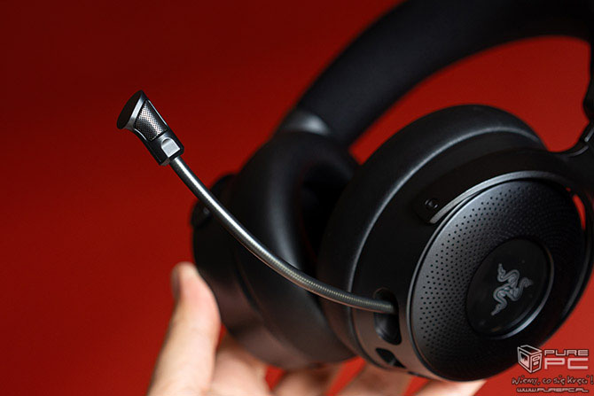 Recenzja Razer Kraken V4 Pro. Trzy rodzaje łączności, stacja z wyświetlaczem OLED, haptyka i mnóstwo innych funkcji [nc1]