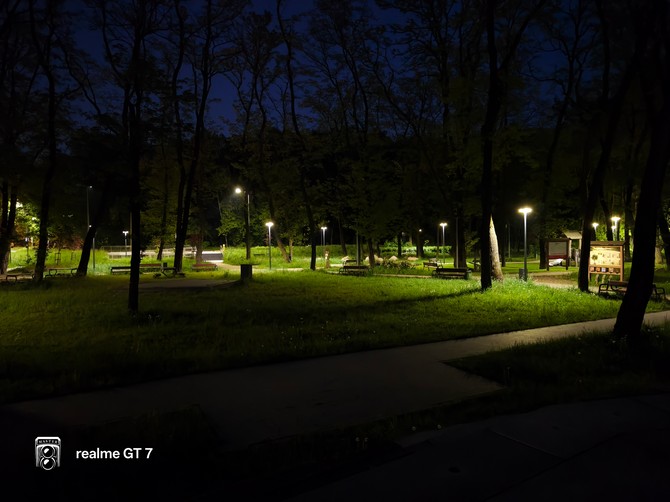 Test smartfona realme GT 7 - układ Dimensity 9400e, bateria 7000 mAh i aparat Sony IMX906. Oto nowy zabójca flagowców! [nc17]