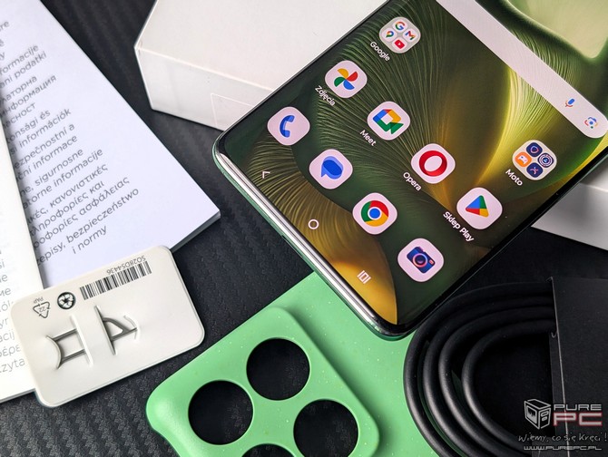 Test smartfona Motorola edge 60 - może i niezbyt wydajny, może i ciut za drogi, ale za to jaki praktyczny! [nc1]