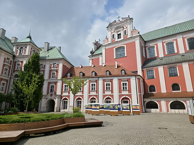 Porównanie aparatów Samsung Galaxy S25 Edge vs Galaxy S25 Ultra. Podobna jakość zdjęć i filmów, czy jednak niespodzianka? [nc1]