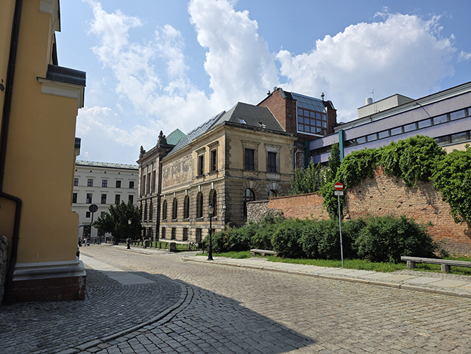 Porównanie aparatów Samsung Galaxy S25 Edge vs Galaxy S25 Ultra. Podobna jakość zdjęć i filmów, czy jednak niespodzianka? [nc1]