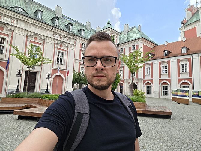 Porównanie aparatów Samsung Galaxy S25 Edge vs Galaxy S25 Ultra. Podobna jakość zdjęć i filmów, czy jednak niespodzianka? [nc1]