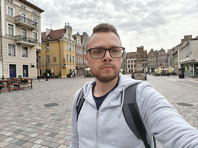 OPPO Find X8 Pro vs Vivo X200 Pro, porównanie aparatów. Zobacz, który smartfon robi lepsze zdjęcia i filmy [nc1]