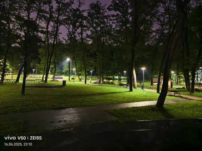 Test smartfona vivo V50 - stylowy model z pojemną baterią. Zachwyci amatorów fotografii, ale rozczaruje maniaków wydajności [nc19]
