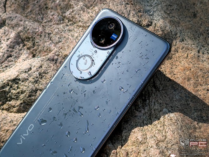 Test smartfona vivo V50 - stylowy model z pojemną baterią. Zachwyci amatorów fotografii, ale rozczaruje maniaków wydajności [nc1]