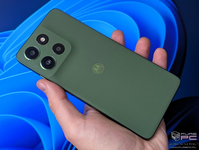 Test smartfona Motorola moto g56 5G - niedroga opcja dla osób przywiązanych do słuchawek przewodowych i kart microSD [nc1]