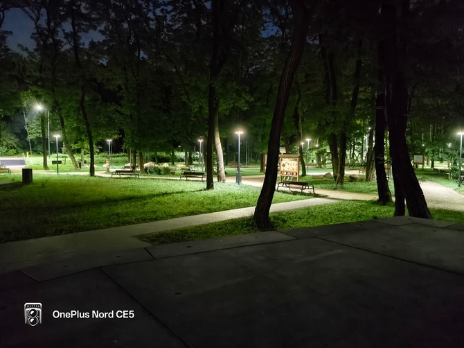 Test smartfona OnePlus Nord CE5 - na zewnątrz muzeum, w środku... liceum? Oto prawdziwy sleeper wśród smartfonów [nc20]