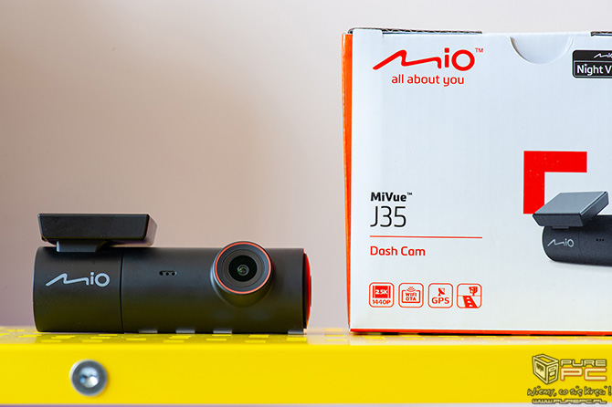 Recenzja Mio MiVue J35. Dyskretny wideorejestrator z GPS i ostrzeganiem o fotoradarach za około 300 zł. Wady też są [nc1]