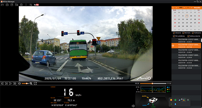 Recenzja Mio MiVue J35. Dyskretny wideorejestrator z GPS i ostrzeganiem o fotoradarach za około 300 zł. Wady też są [nc1]
