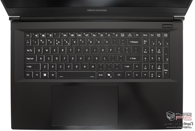 Test Dream Machines RG5070-17PL21 - Notebook do gier z Intel Core i9-14900HX oraz NVIDIA GeForce RTX 5070 Laptop GPU [nc1]