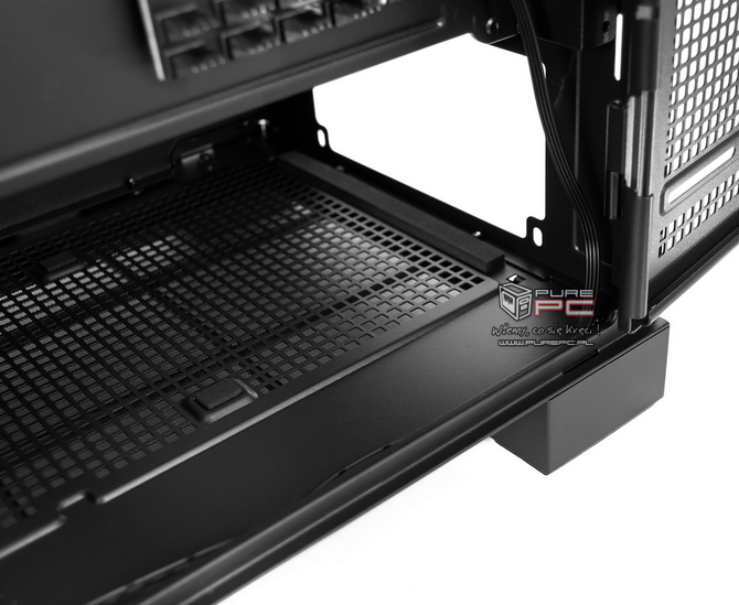 Test obudowy komputerowej FSP U691 - Efektowne szkło z trzech stron, solidna konstrukcja i miejsce na radiator 480 mm [nc1]