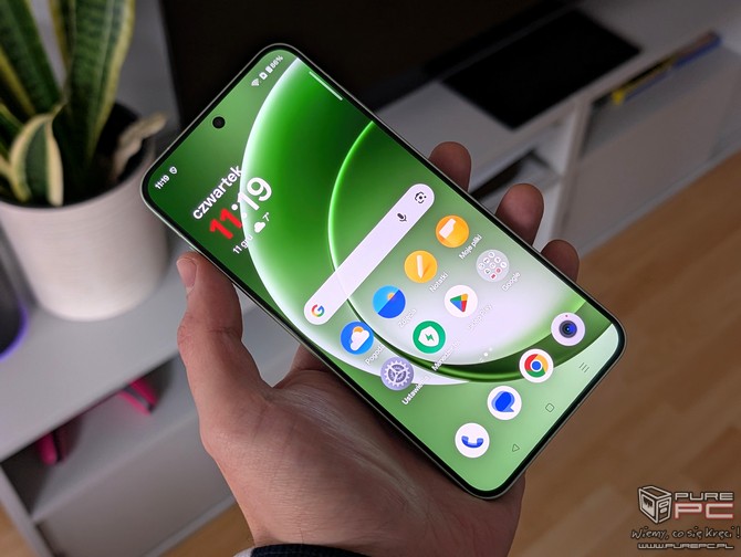 Test smartfona OnePlus 15R - prawie jak OnePlus 15, ale tylko dopóki nie zaczniesz liczyć kompromisów [nc1]