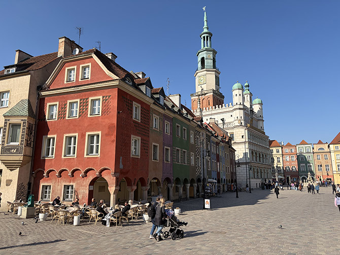 Porównanie aparatów w smartfonach Samsung Galaxy S26 vs iPhone 17. Sprawdź, który jest lepszy [nc1]