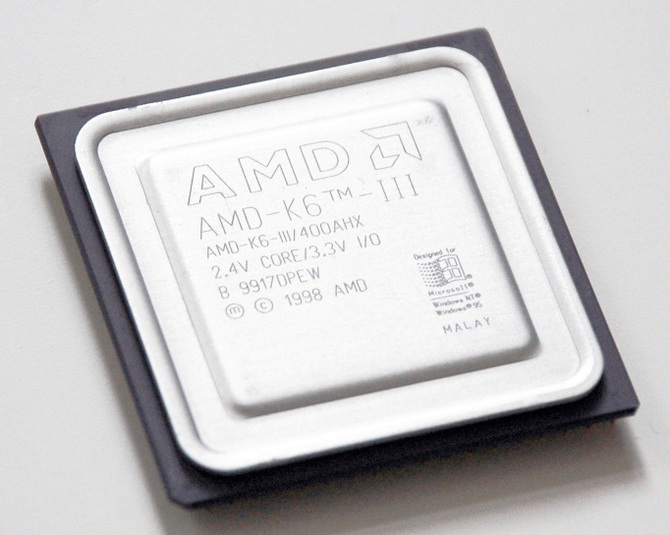 AMD Duron - 20 lat temu tanie procesory AMD rozgromiły Intela  [3]