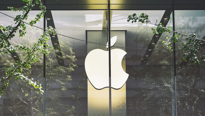 Smartfony Apple iPhone i nieautoryzowany serwis napraw to nie najlepsze połączenie. Przedstawiamy konkretne powody [6]