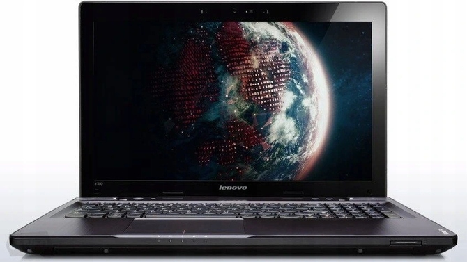 PurePC.pl skończyło 18 lat, a my odpalamy wehikuł czasu i przypominamy rozwój laptopów do gier w tym czasie [nc1]
