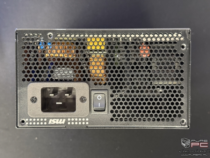 EHA Tech Tour 2025: MSI MEG System, zasilacz z funkcją GPU Safeguard+ oraz płyty główne pod procesory AMD Ryzen 9000 X3D [nc1]