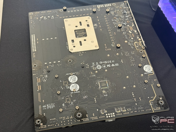 EHA Tech Tour 2025: MSI MEG System, zasilacz z funkcją GPU Safeguard+ oraz płyty główne pod procesory AMD Ryzen 9000 X3D [nc1]