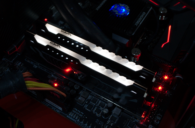 Test pamięci DDR4 Patriot Viper White LED 2400 MHZ CL 14 [10]