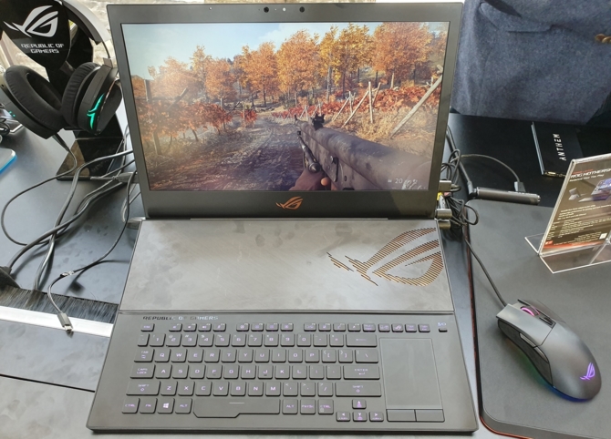 Notebook ASUS ROG Mothership GZ700GX z i9-9980HK i RTX 2080  [8]