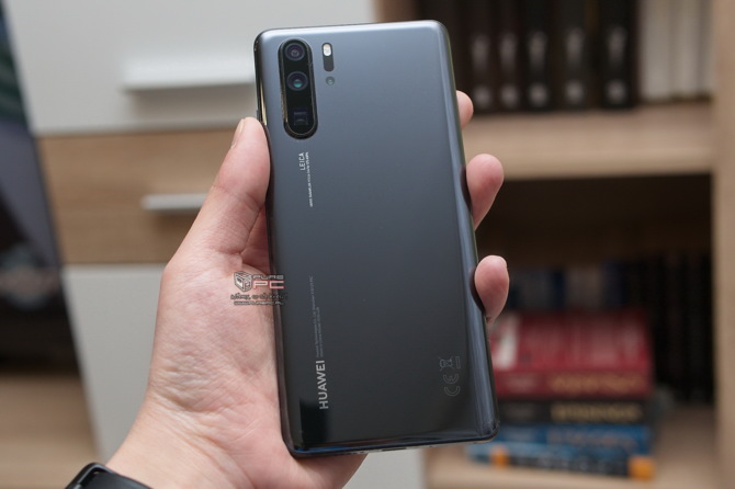 Galaxy S10 czy P30 Pro - który smartfon lepszy do zdjęć nocnych? [4]