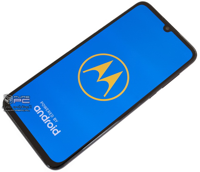 Test Motorola One Zoom: 4 dni na baterii i 4 sensowne aparaty [nc2]