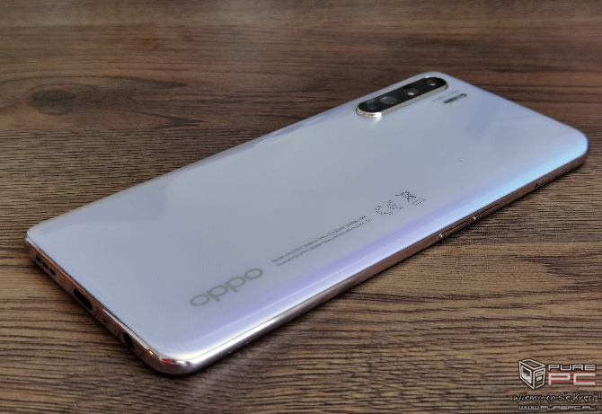 Test smartfona Oppo Reno3: Wszystko do szczęścia w średniej półce [nc6]