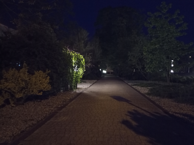 Test Motorola Moto G8 Power Lite - smartfon z baterią 5000 mAh [nc27]