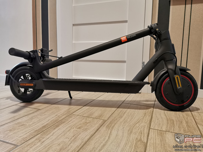 Test hulajnogi elektrycznej Xiaomi Mi Electric Scooter Pro 2 - Taką hulajką to i na koniec świata! O ile to nie dalej, niż 30 km... [nc1]