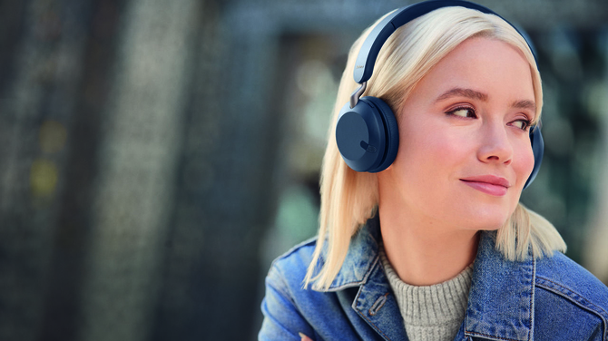 Test Jabra Elite 45h - Ultralekkie słuchawki nauszne dla każdego. Świetna bateria, Asystent Google i rozrywkowe brzmienie [nc1]