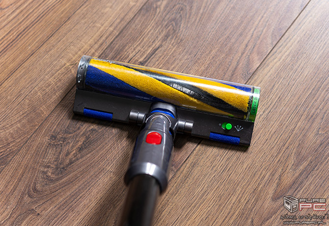 Test Dyson V15 Detect Absolute Extra. Cichy bezprzewodowy odkurzacz pionowy z mocnym ssaniem i laserowym oświetleniem [nc1]