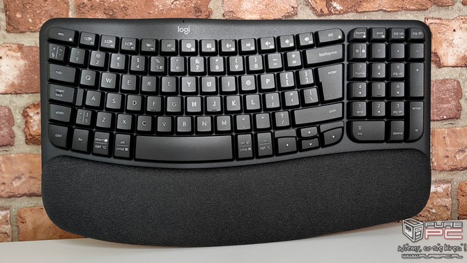 Logitech Wave Keys - premierowy test ergonomicznej klawiatury celowanej w programistów i inne osoby, które dużo piszą [nc1]