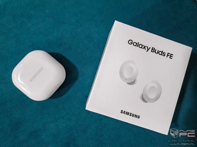 Testujemy słuchawki Samsung Galaxy Buds FE. Na co stać tańszą alternatywę dla flagowych TWSów producenta? [nc1]