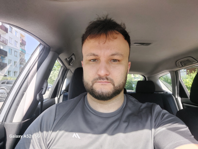 Test Samsung Galaxy A55 5G vs Galaxy A52s 5G - porównujemy popularne smartfony. Czy warto przesiadać się na nowszy model? [nc60]