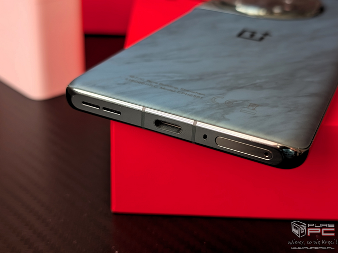 Test OnePlus 13R vs OnePlus 12. Lepszy nowy model czy ceniony ex-flagowiec? Porównanie smartfonów z układem Snapdragon 8 Gen 3 [nc1]