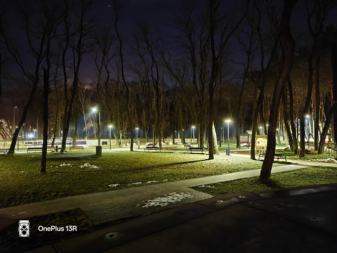 Test OnePlus 13R vs OnePlus 12. Lepszy nowy model czy ceniony ex-flagowiec? Porównanie smartfonów z układem Snapdragon 8 Gen 3 [nc23]