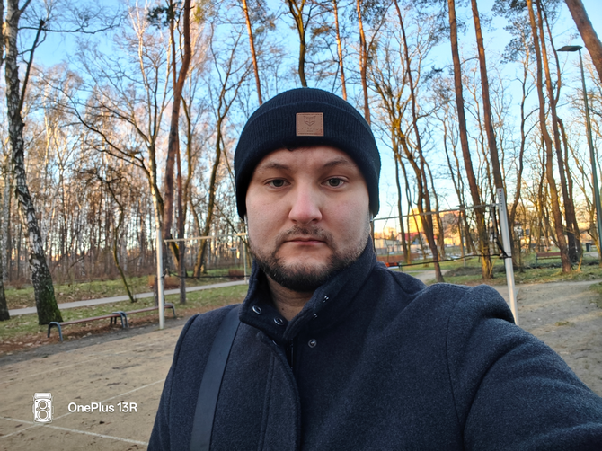 Test OnePlus 13R vs OnePlus 12. Lepszy nowy model czy ceniony ex-flagowiec? Porównanie smartfonów z układem Snapdragon 8 Gen 3 [nc38]