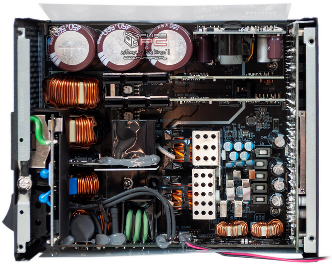Test zasilacza FSP Mega Ti 1650 W - Jest naprawdę MEGA! Certyfikat 80PLUS Titanium, standard ATX 3.1 i dwie wtyczki 12V-2x6 [nc1]