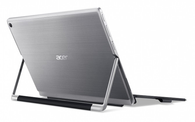 Next@Acer 2016: Switch Alpha 12 - notebook chłodzony cieczą [3]