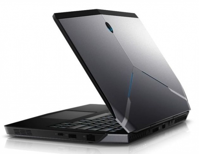 Dell Alienware 13 - Zgrabny laptop z ekranem typu OLED [2]
