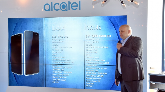 Alcatel Idol 4 i Idol 4S - smartfony z goglami VR w zestawie [18]
