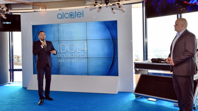 Alcatel Idol 4 i Idol 4S - smartfony z goglami VR w zestawie [7]
