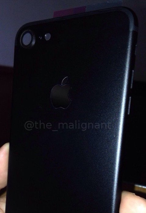 Apple iPhone 7 - zdjęcia płyty głównej oraz obudowy smartfon [4]
