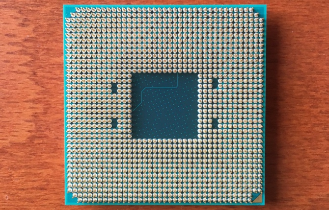 AMD AM4 - pierwsze zdjęcia nowej podstawki [2]