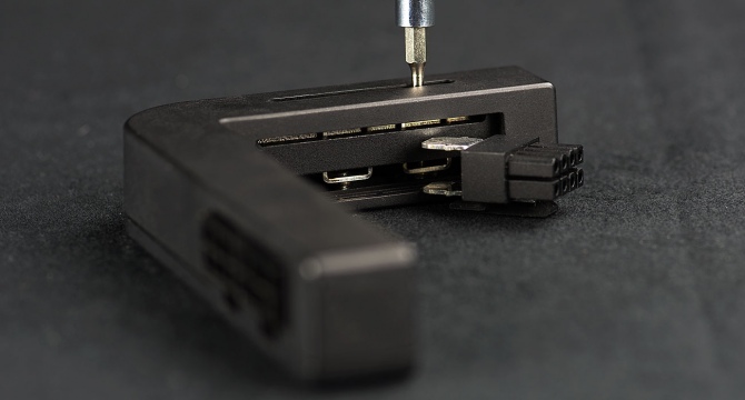 EVGA PowerLink - darmowy adapter do zarządzania okablowaniem [2]