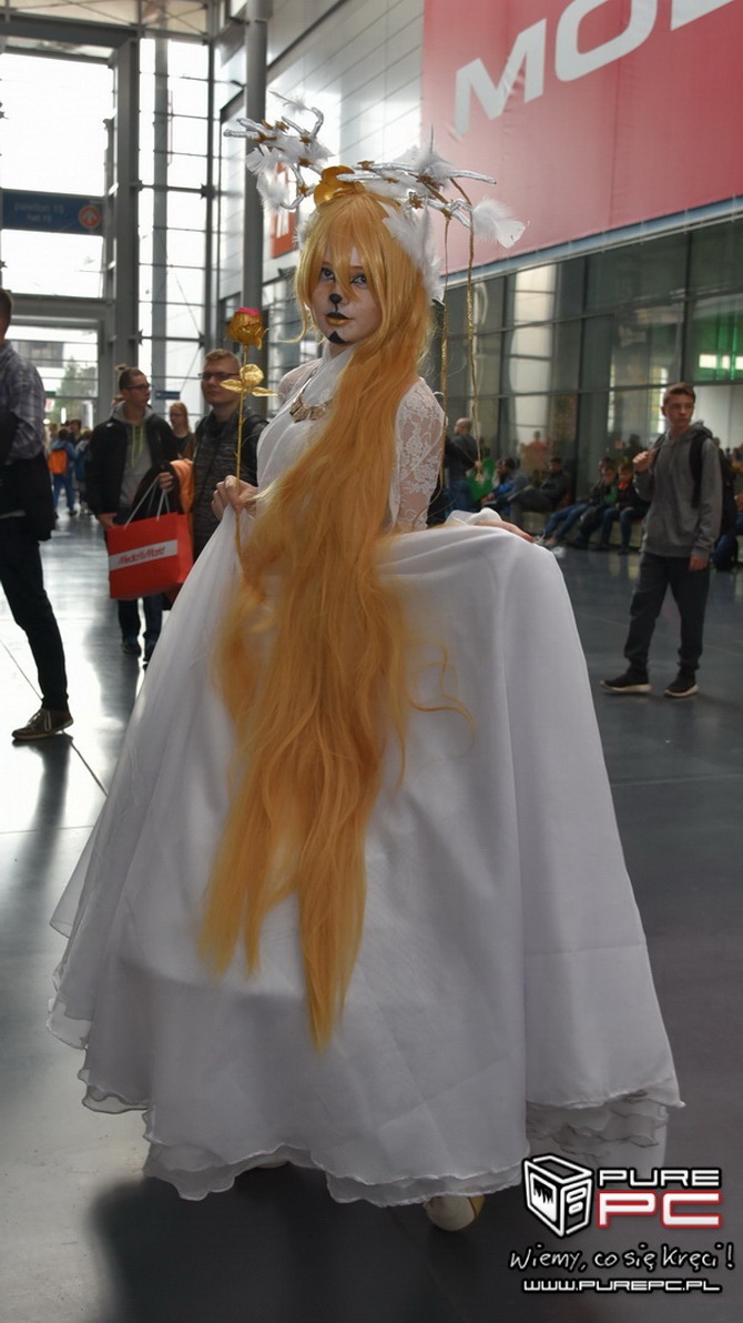 Zdjęcia hostess oraz cosplayerów na targach PGA 2016 [19]